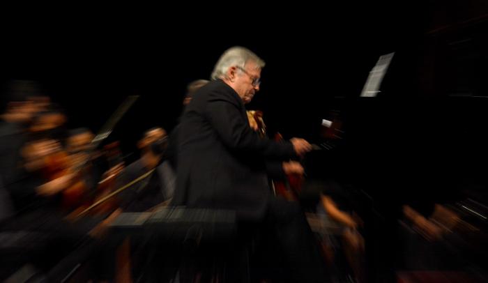 José María Vitier, una vida dibujando música